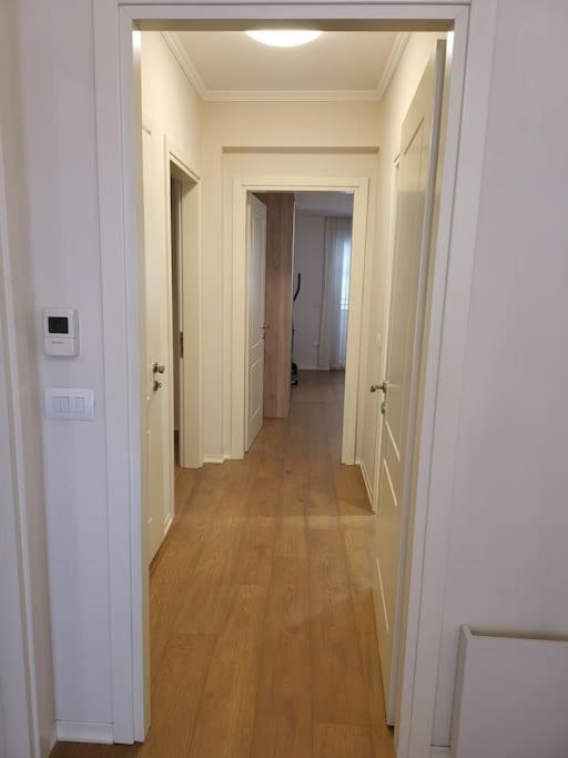 House Apartament *
